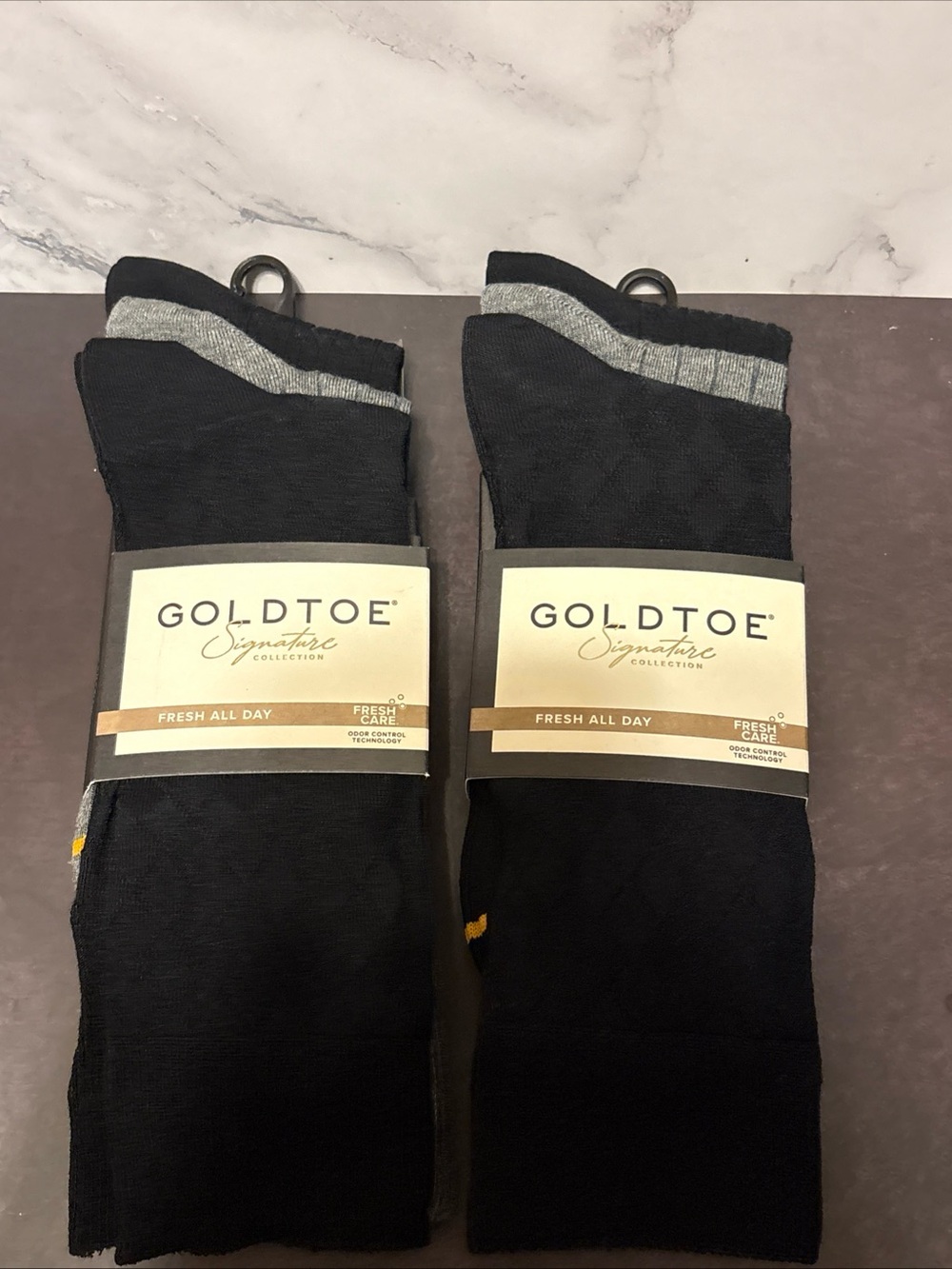 Gold Toe Signature Men’s Black/GreyCrew Socks - Pack of 2